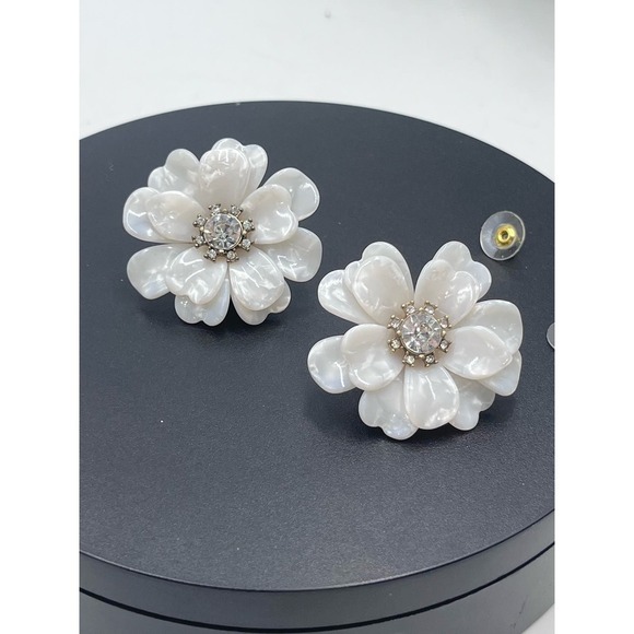J. Crew Gold Tone White Resin & Cz Full Bloom Flower Pierced Earrings - Picture 8 of 13